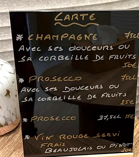 Bubbles menu at Spa Elite: champagne and prosecco